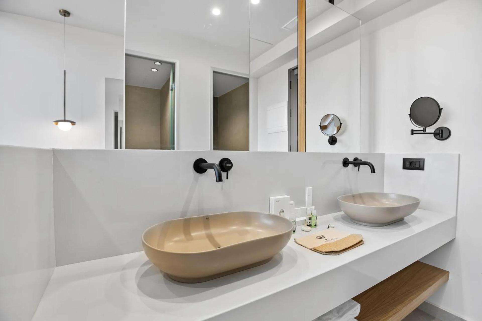 Horizon Maisonette Pool View
