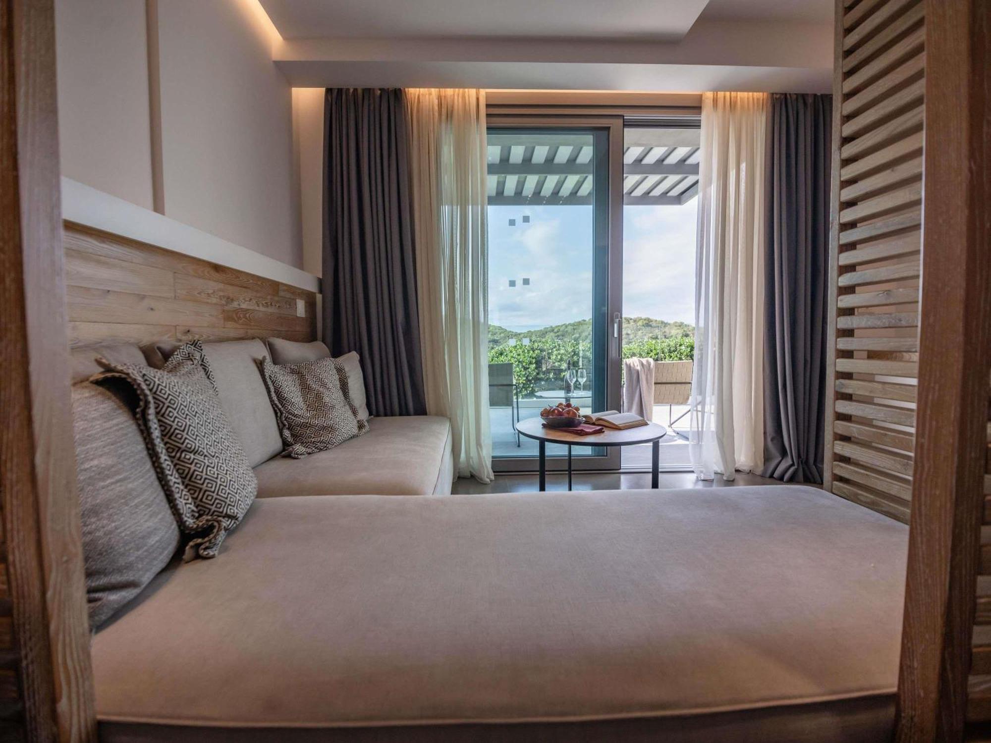Junior Suite Partial Sea View
