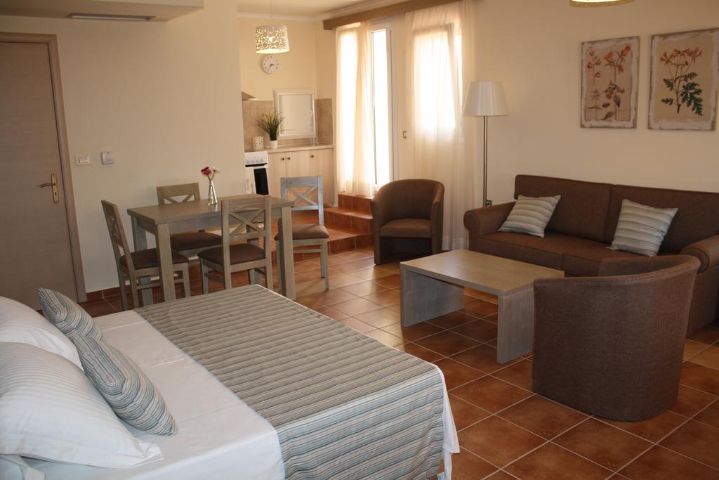 Studio Apartment Sea View