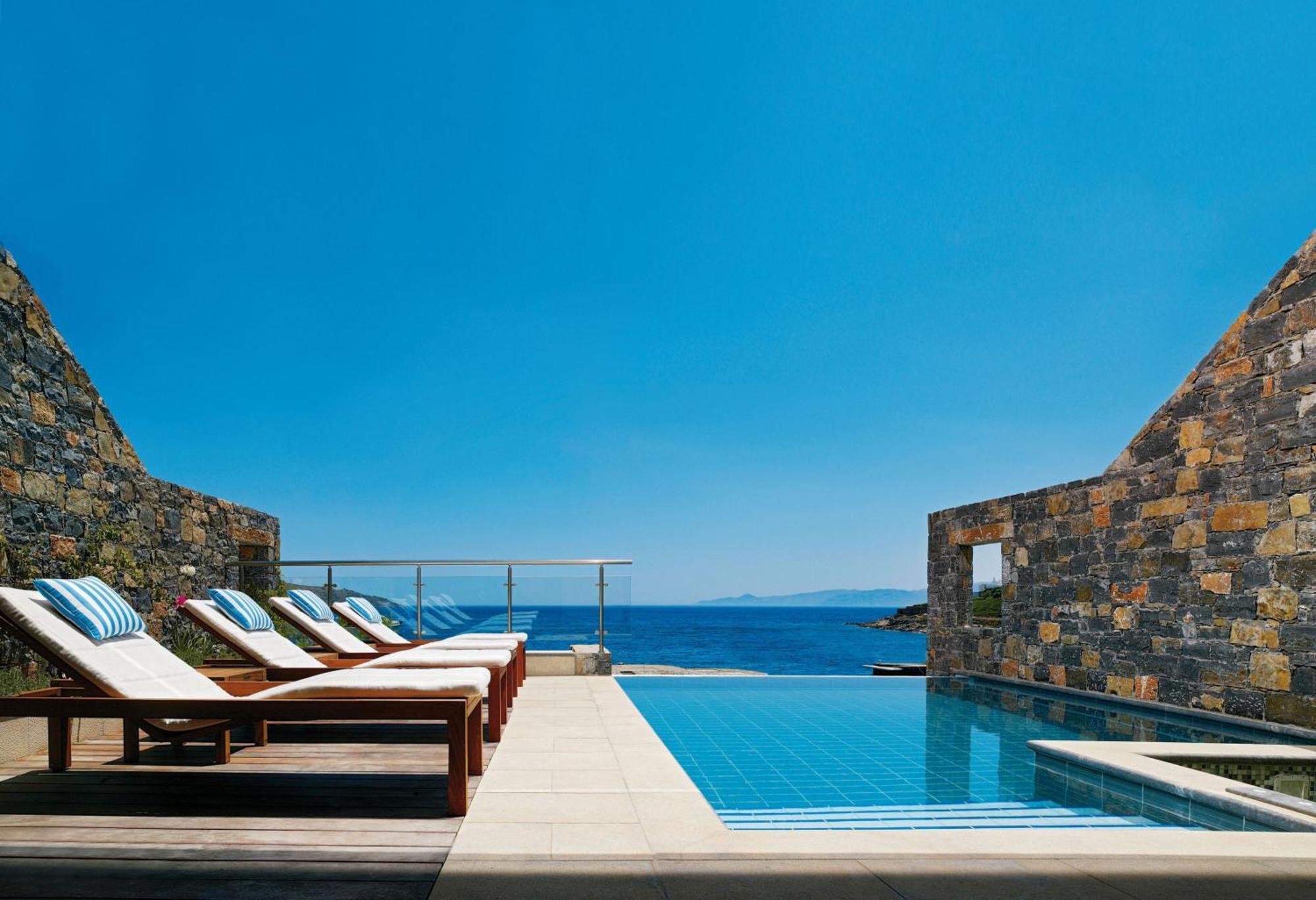 Residenz Tilos Diamond mit 6 Schlafzimmern und eigenem Pool