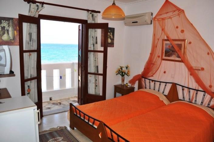 Standard Twin Room with Sea View,664072842:JPEG
