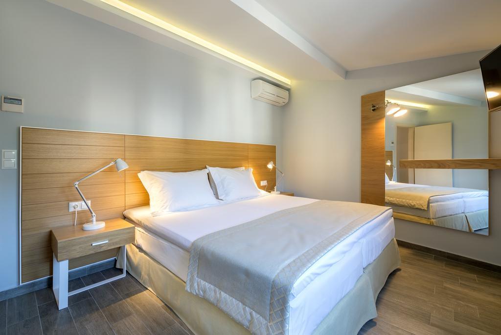 Two-Bedroom Suite,253372477:JPEG