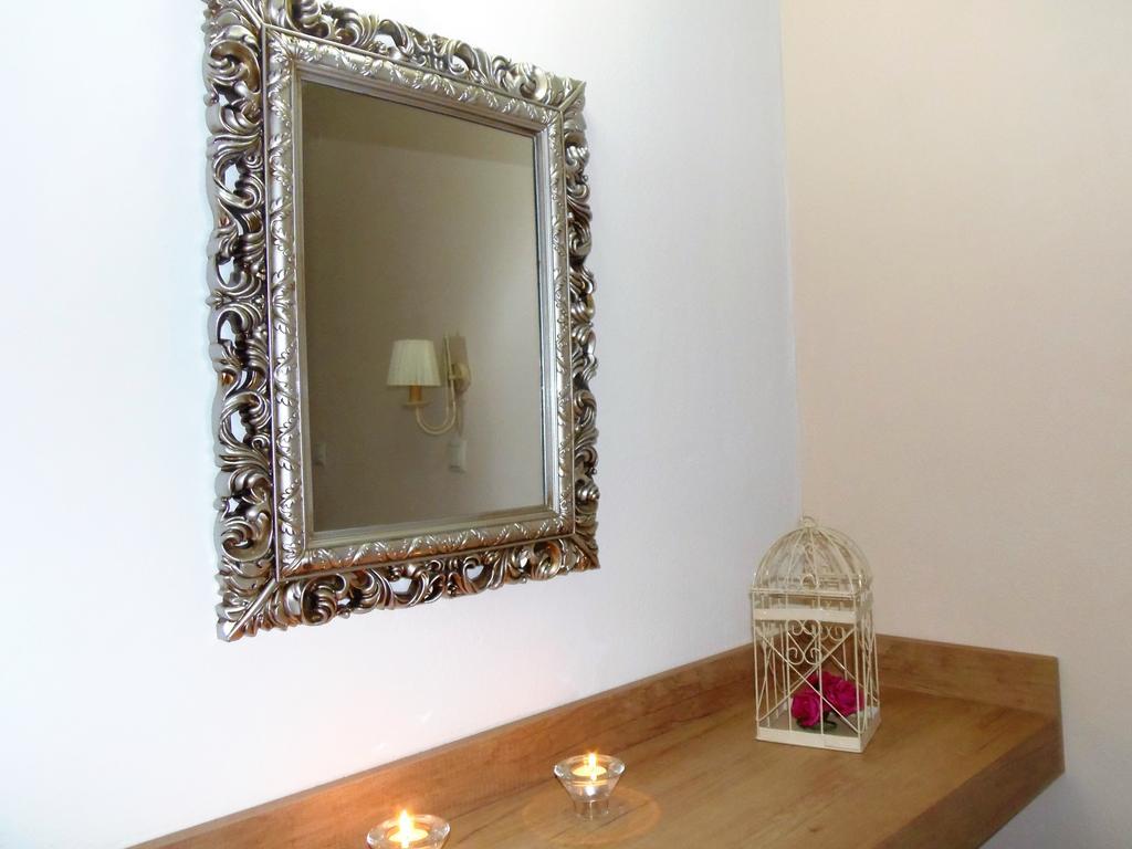 Studio (2 Adults)