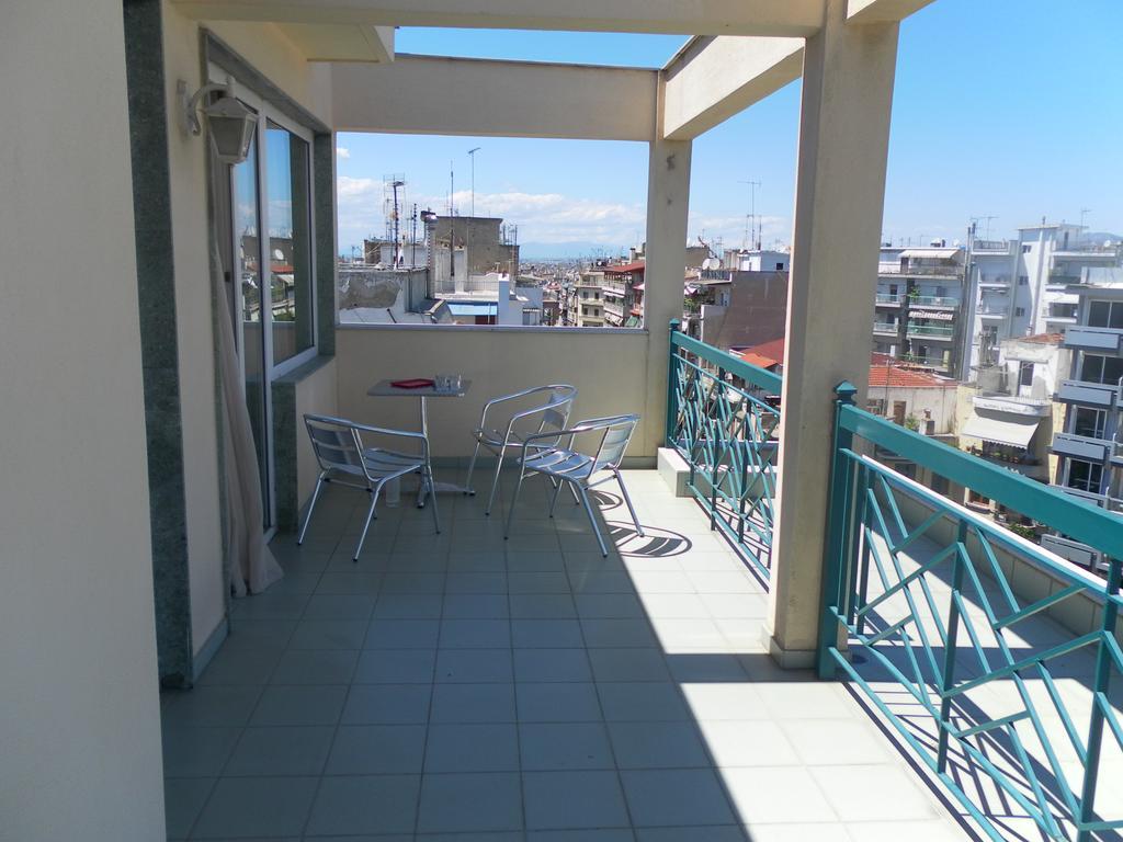 Family Room Terrace