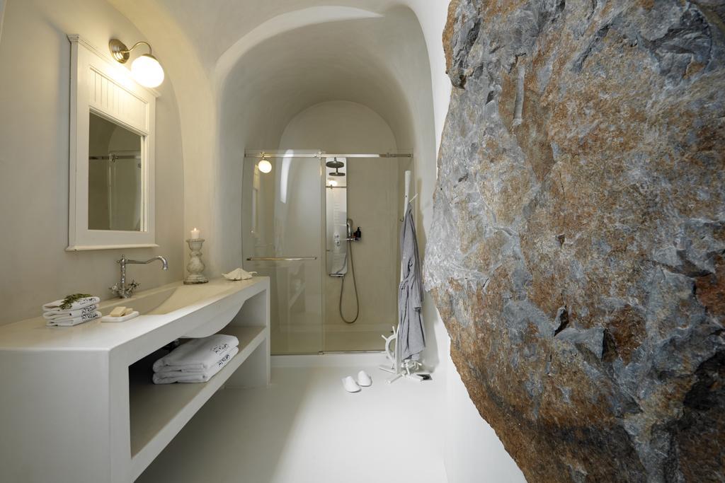 Suite Deluxe con bañera de hidromasaje y vistas a la caldera