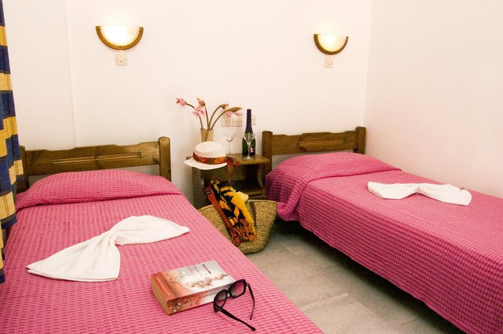 Twin Room,320034737:JPEG