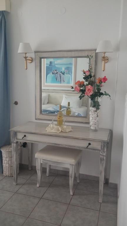 Double or Twin Room with Sea View,536494137:JPEG