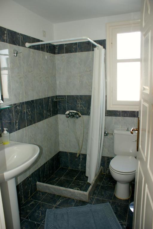 Double or Twin Room with Sea View,686967975:JPEG
