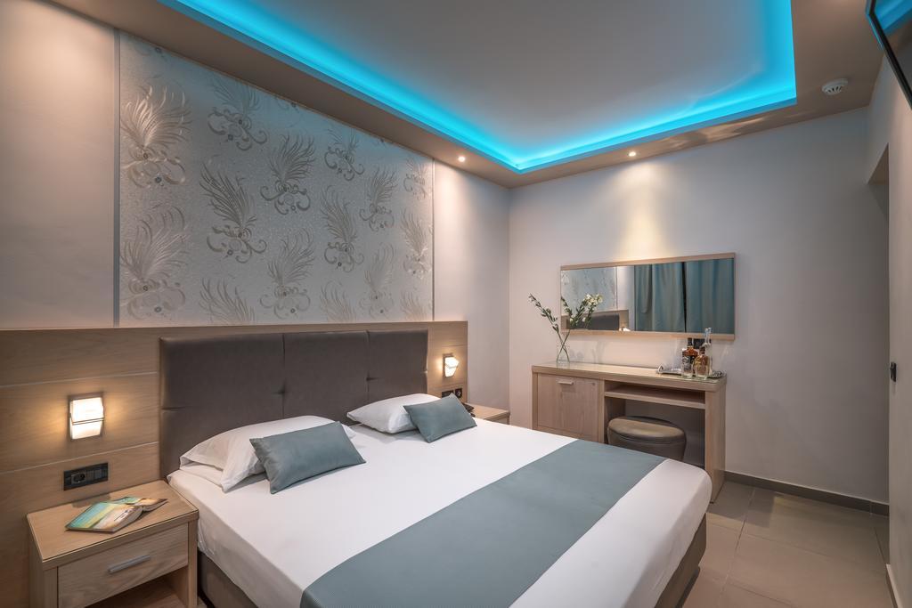 Superior Double or Twin Room with Balcony