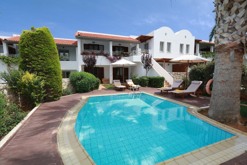 Suite VIP avec Piscine Commune