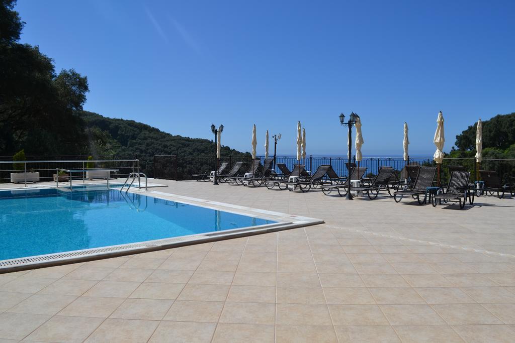 Deluxe Double Room,379991311:JPEG