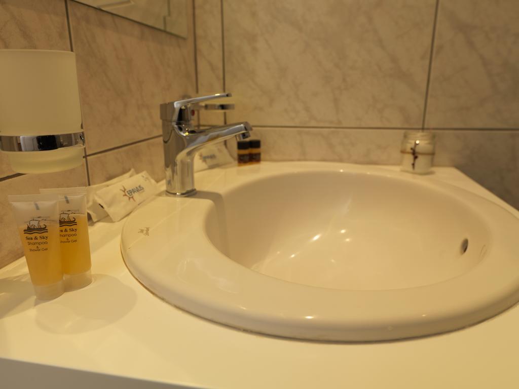 Double Room,395335434:JPEG