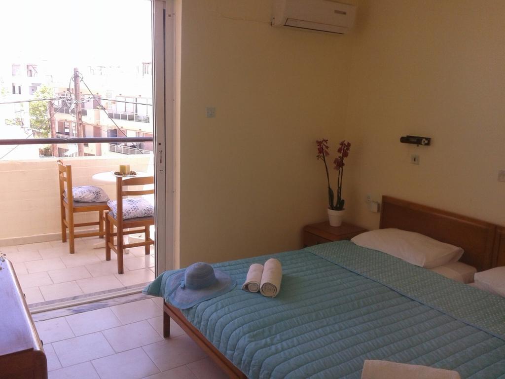 Standard Twin Room Side Sea View