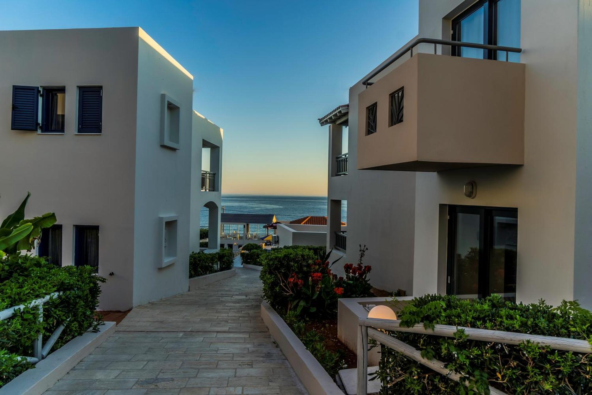 Chambre Deluxe avec Jacuzzi en Plein Air - Vue sur Mer
