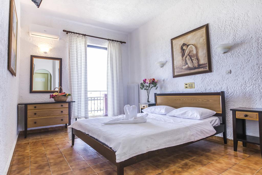 Chambre Double ou Lits Jumeaux - Vue sur Jardin
