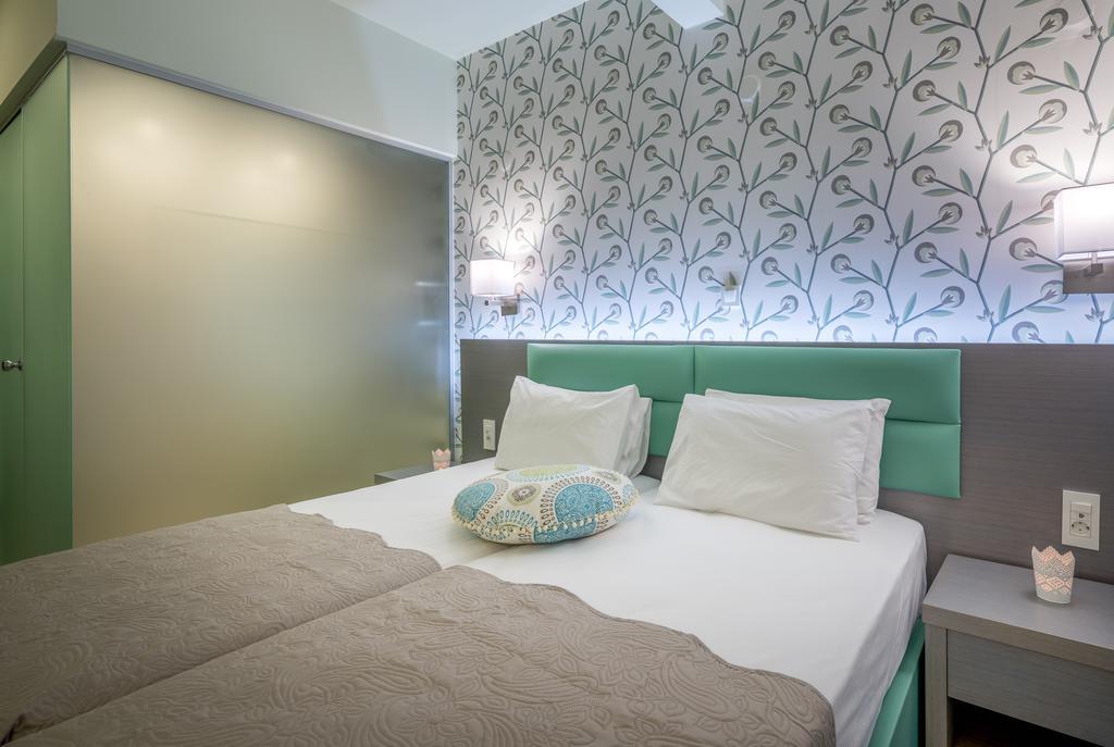 Queen Room Spa Bath