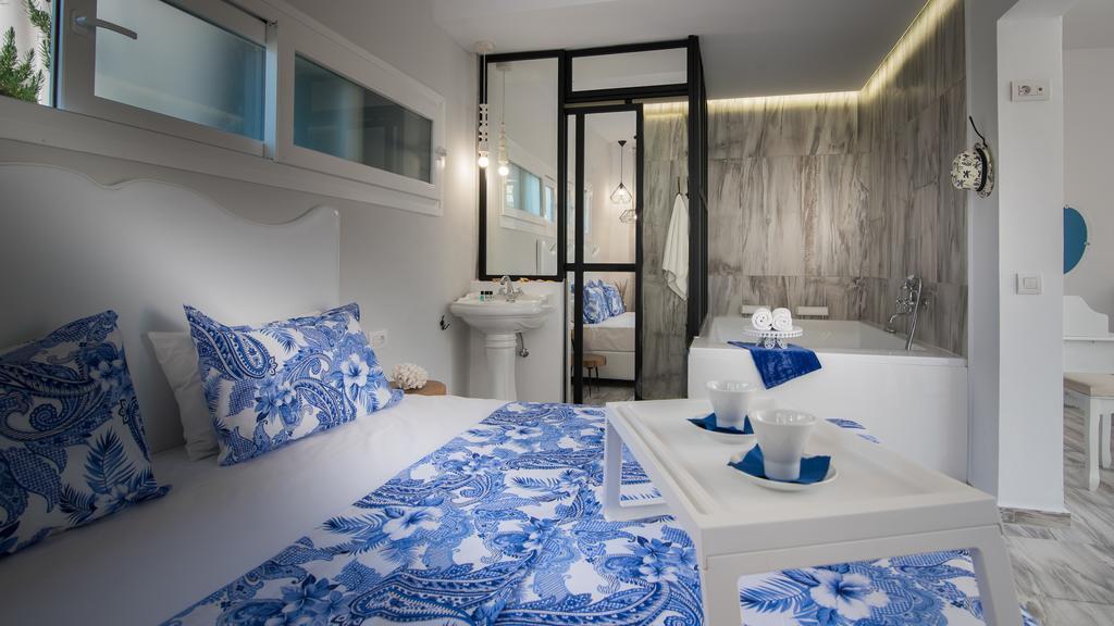 Deluxe Suite With Jacuzzi (up to 3 persons),422602968:JPEG