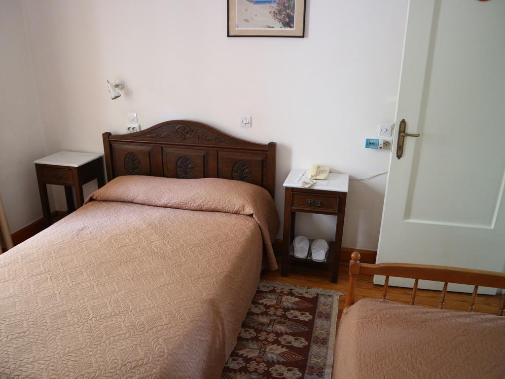 Quarto Duplo com Banheiro Privativo Externo