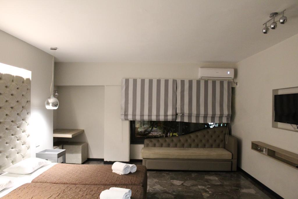 Suite,463874070:JPEG