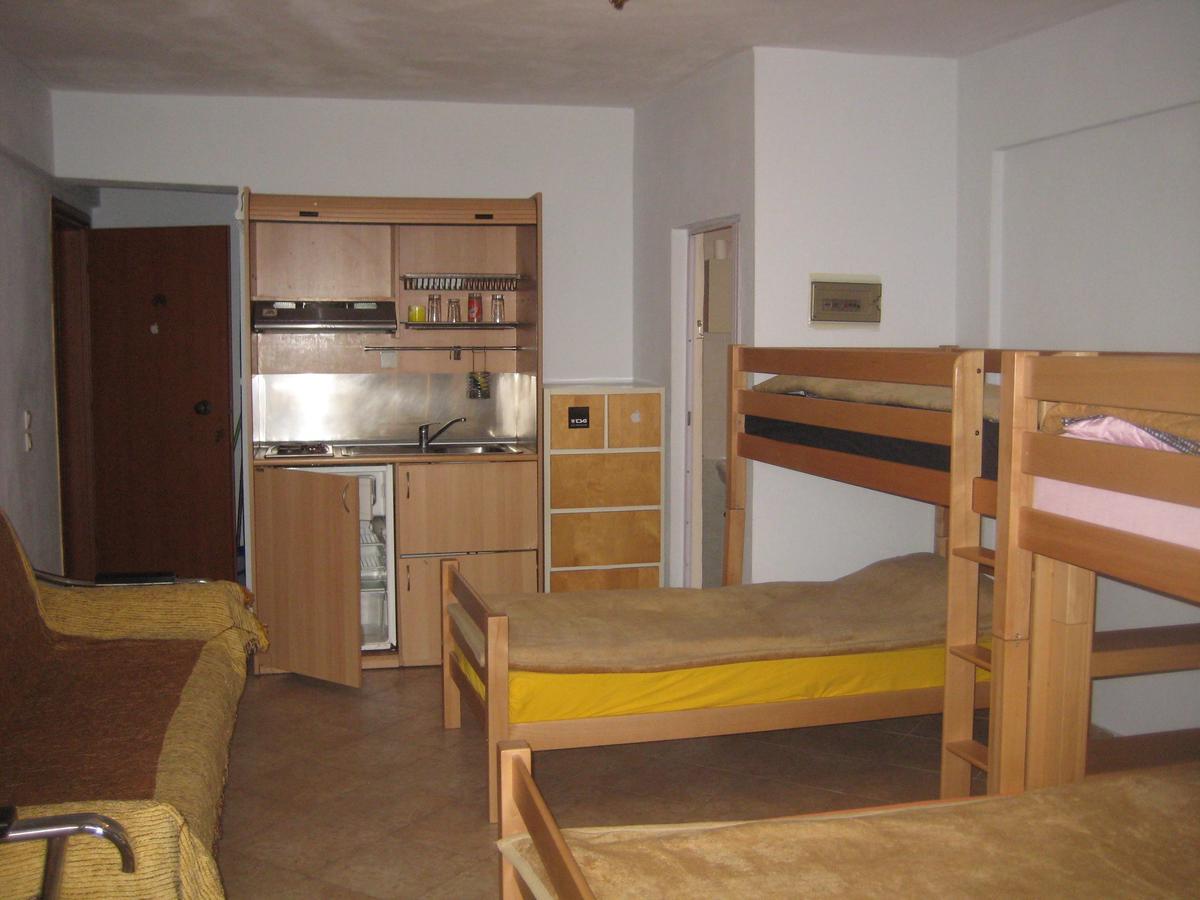 Studio Apartment,506971119:JPEG