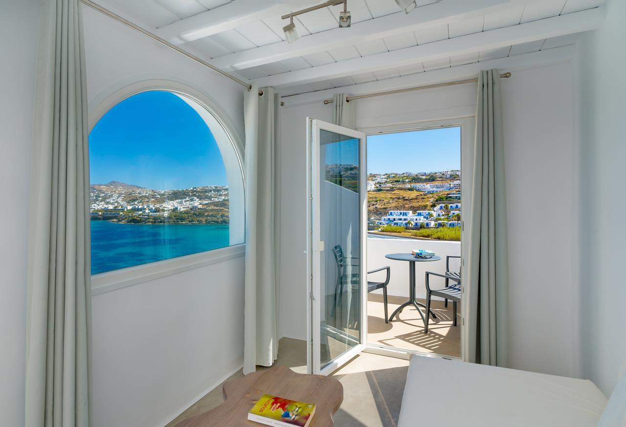 Classic Room Balcony & Sea View
