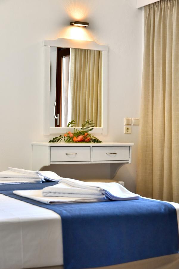 Superior Studio,517636404:JPEG