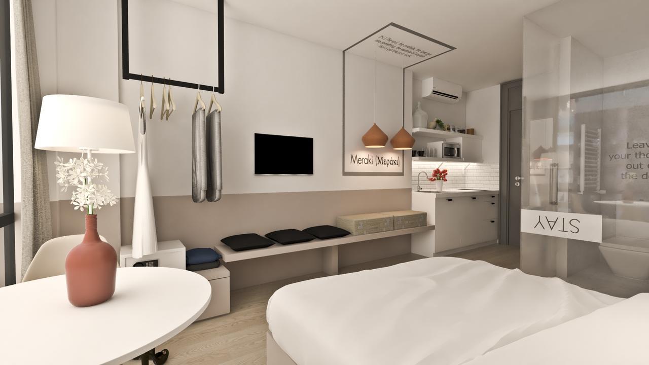 Deluxe Studio