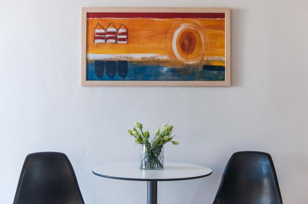 Studio with Partial Sea View,519796152:JPEG