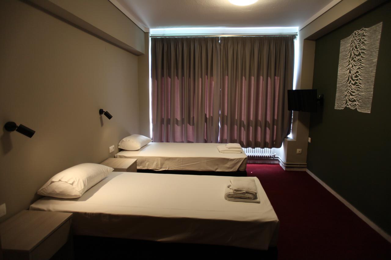Twin Room with Private Bathroom,586947312:JPEG