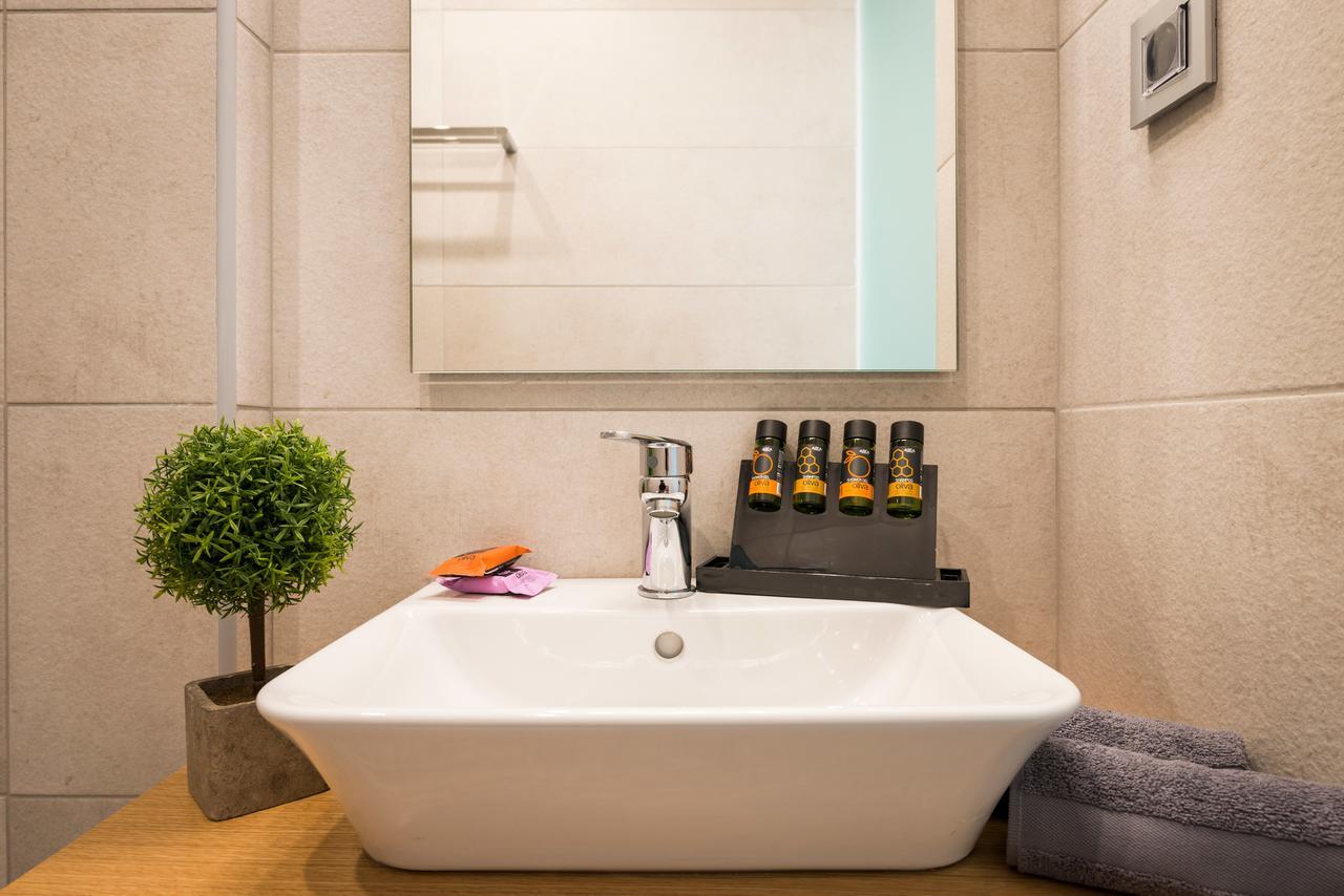 Standard Triple Room,595974597:JPEG