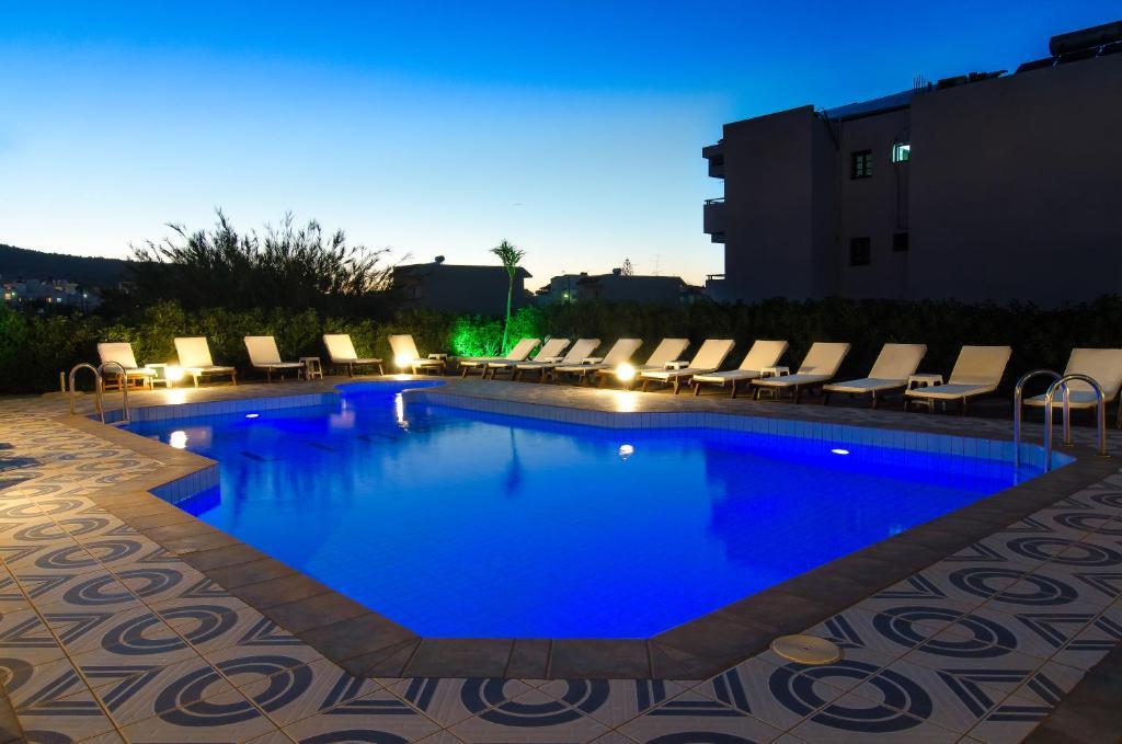 Studio Pool View,1770874613:JPEG