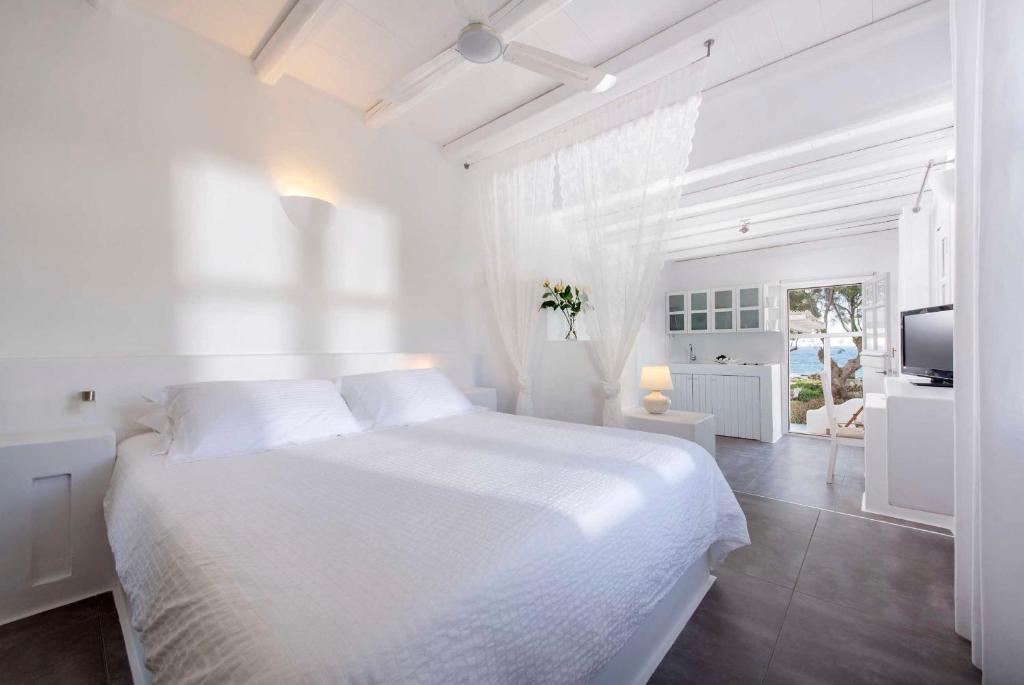 Studio with Sea View