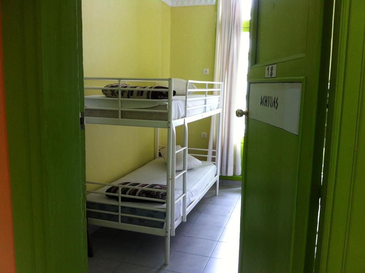 Bed Quadruple Room