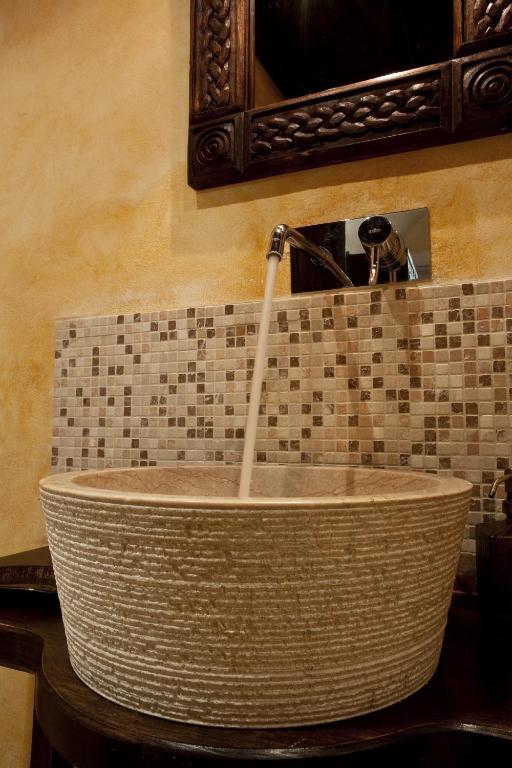 Knights Chamber,63641536:JPEG