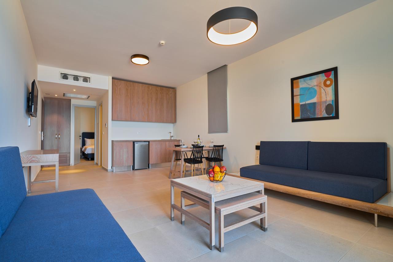 Family Suite with Sea View,780266811:JPEG