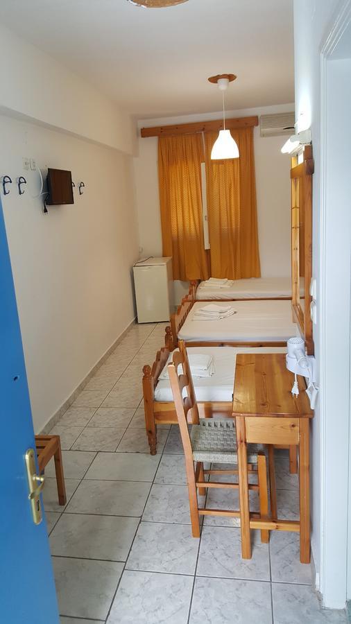 Triple Room,1602369503:JPEG