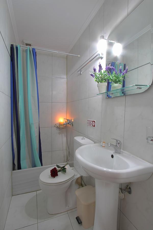Triple Room with Shower,1499498941:JPEG