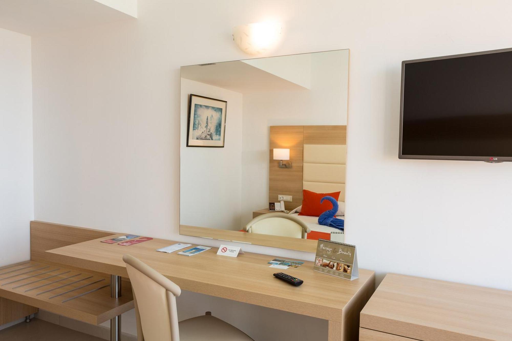 Superior Twin Room with Land View,1207973320:JPEG