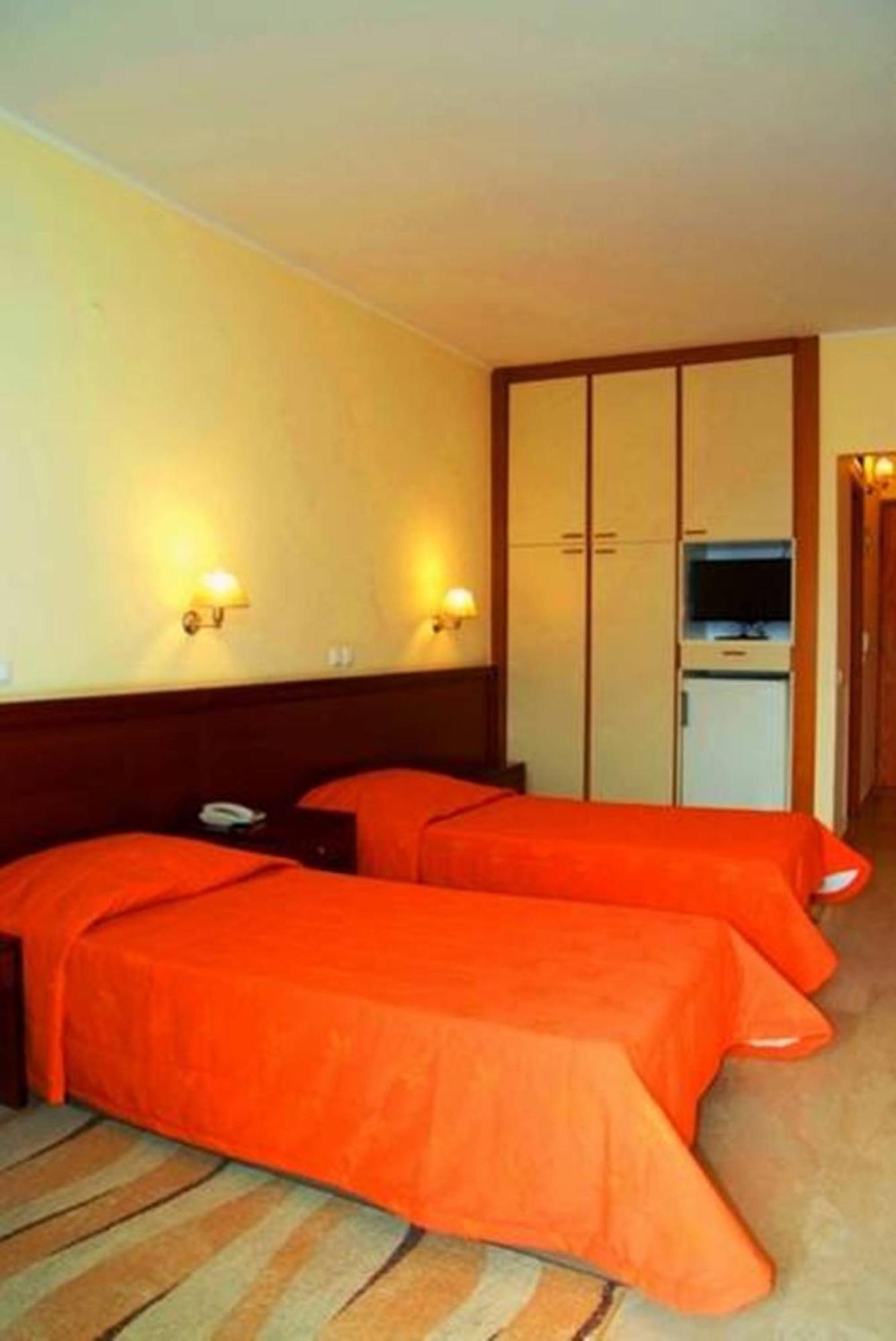 Double or Twin Room Sea View,698300541:JPEG