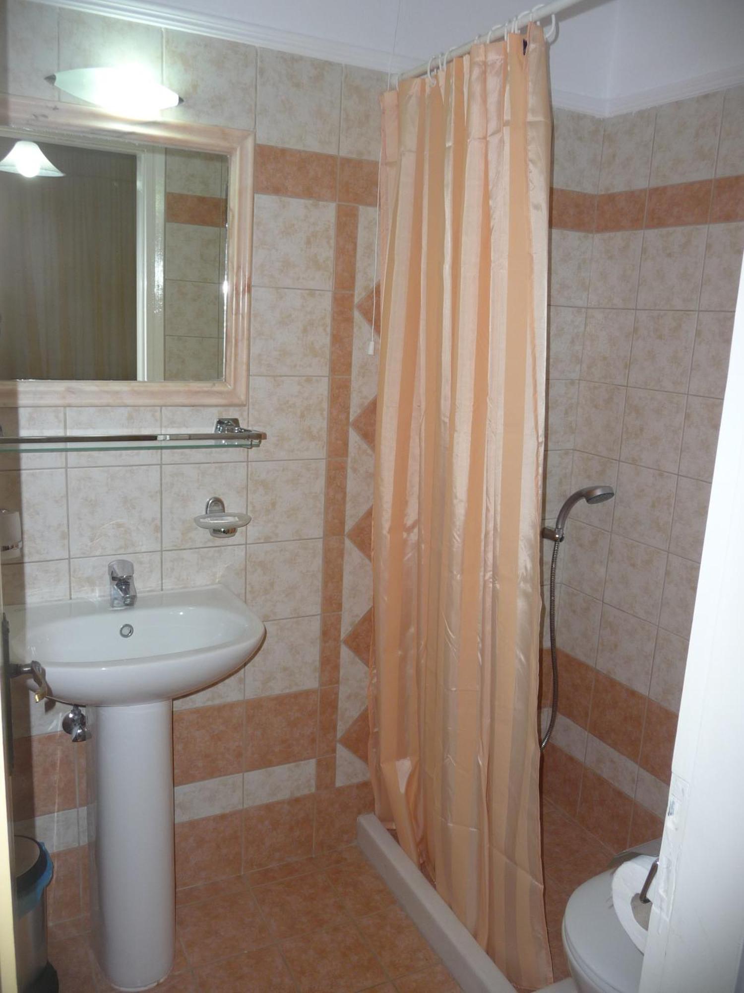 Double or Twin Room,708533575:JPEG