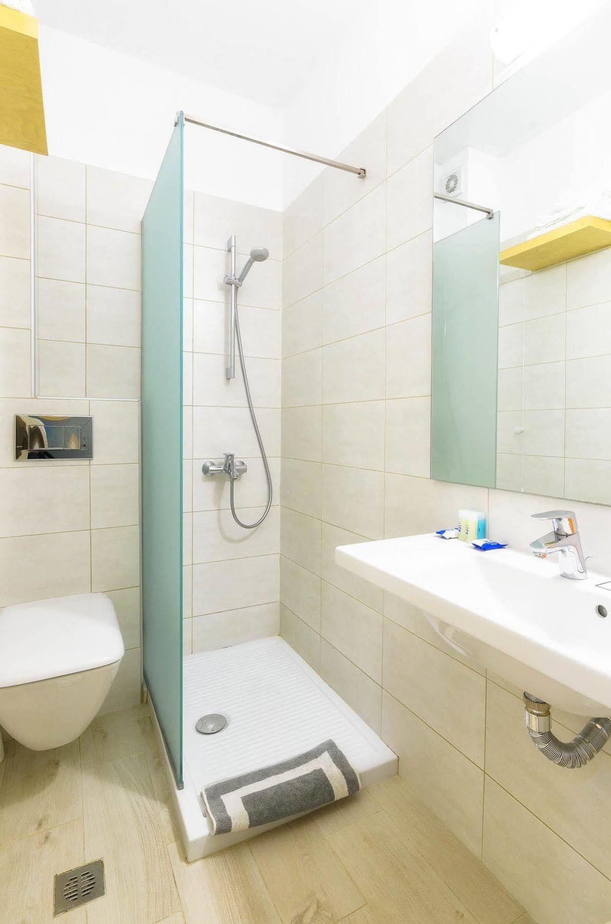 Double or Twin Room,1587502288:JPEG