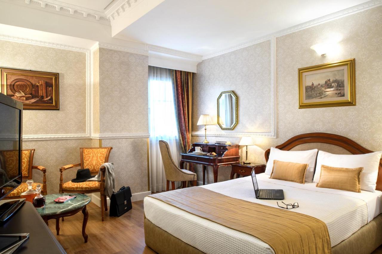 Classical Double Room
