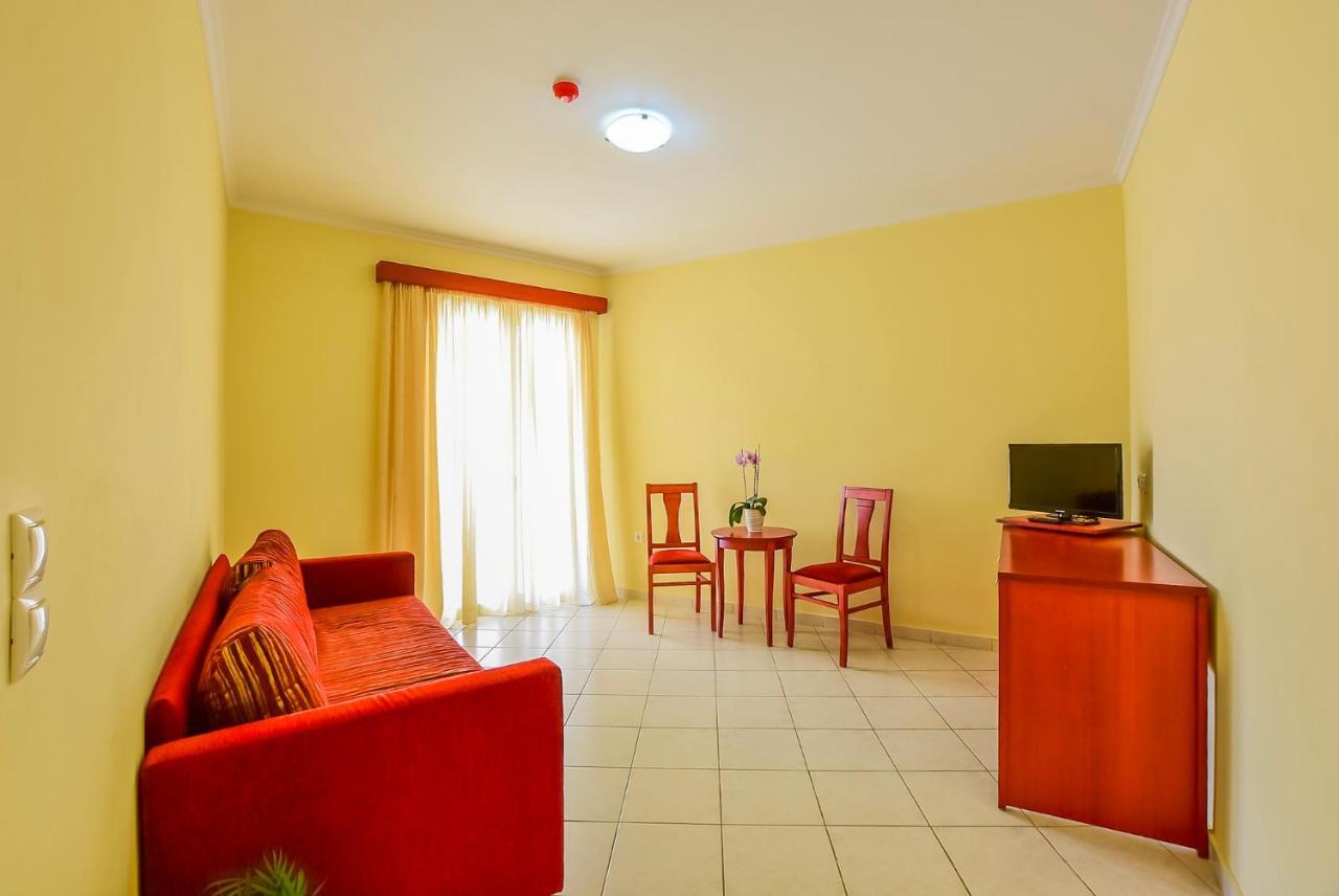 Apartment mit Poolblick