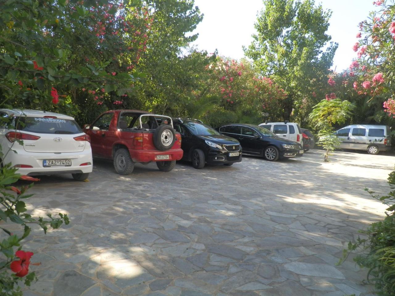 Deluxe Family Apartment,813296973:JPEG