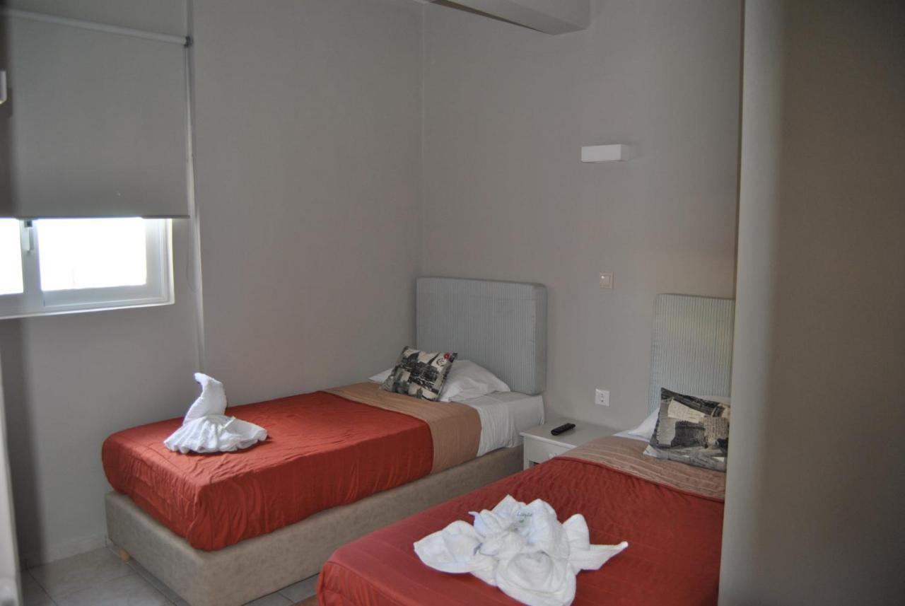 One-Bedroom Apartment,769262134:JPEG