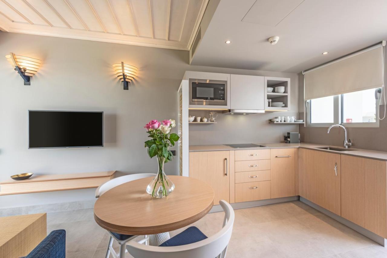 Standard Studio,771278818:JPEG