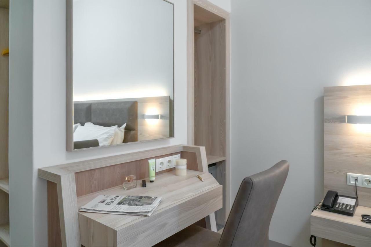 Double or Twin Room,1436533261:JPEG