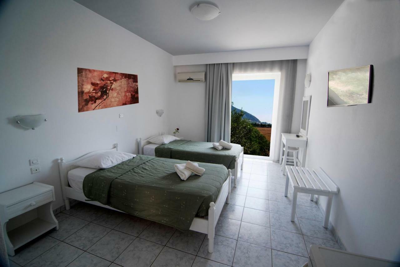 Dreibettzimmer