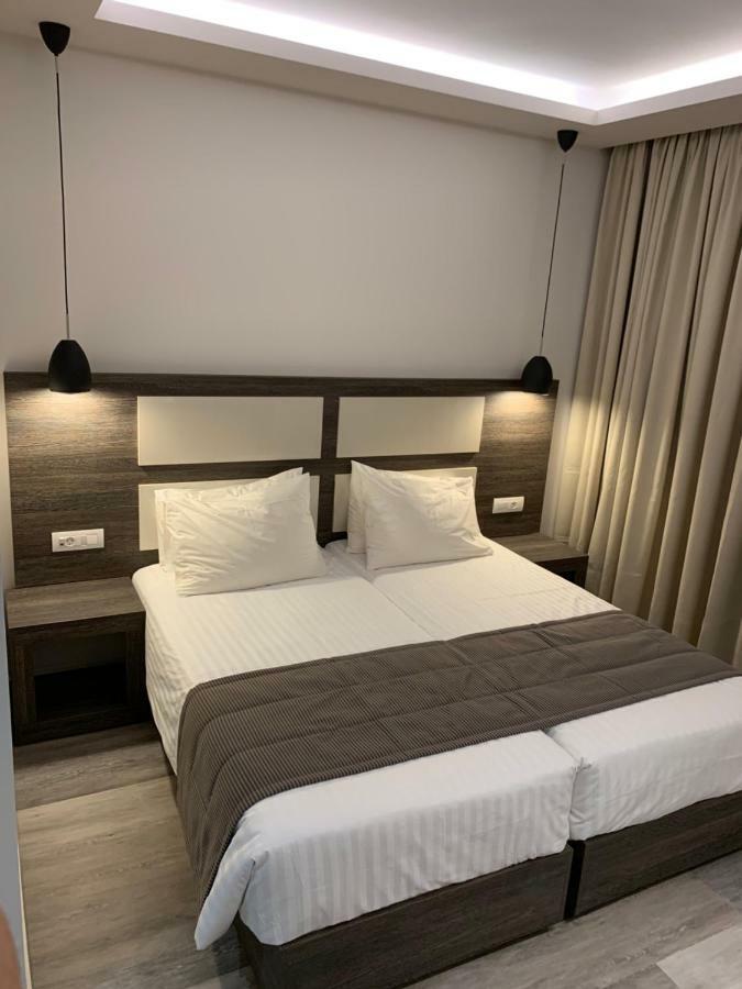 Deluxe Double or Twin Room with City View,796794870:JPEG