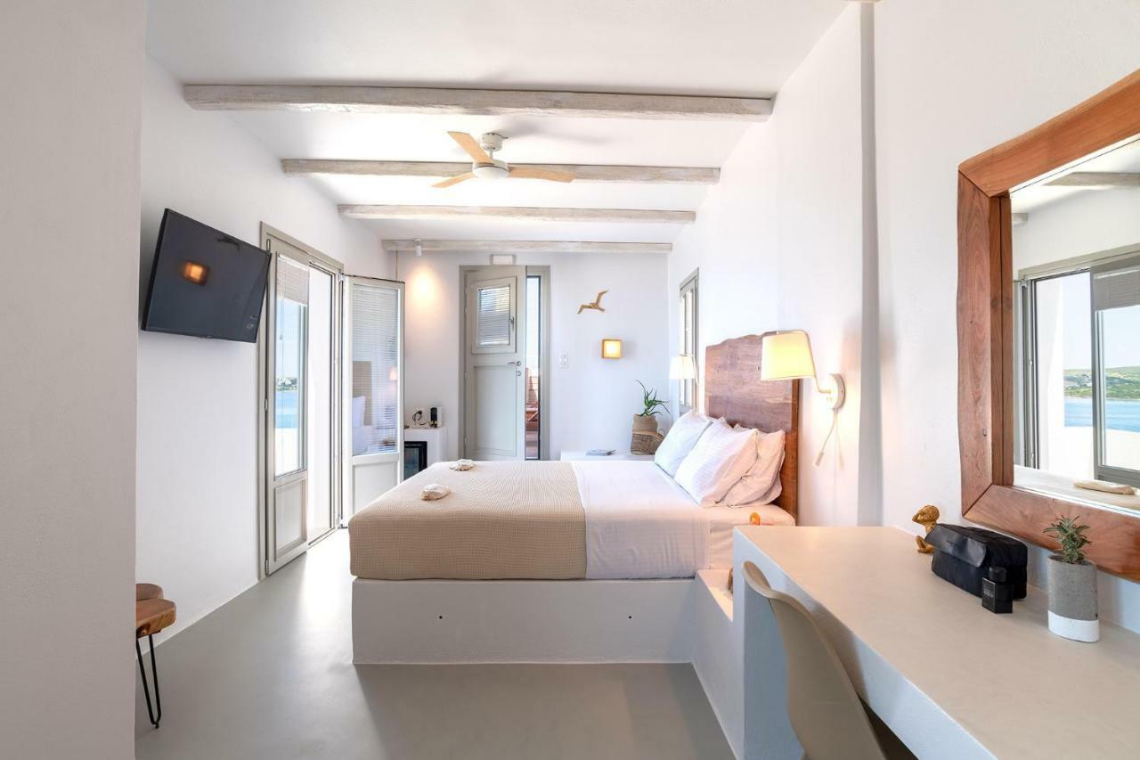 Double Suite Sea View Jetted Tub